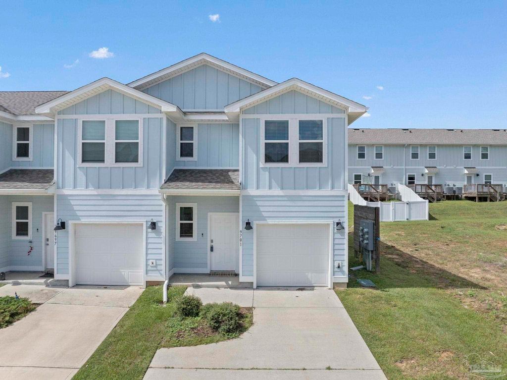 9701 Nature Creek Blvd, Pensacola, FL 32526