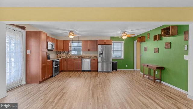 208 ORIOLE AVE, Ridgely, MD 21660