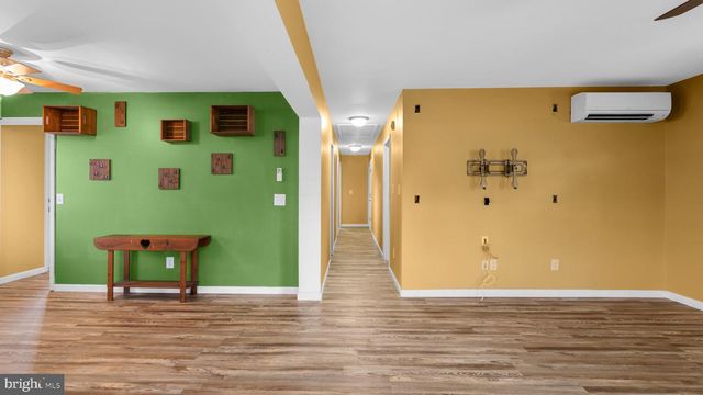 208 ORIOLE AVE, Ridgely, MD 21660