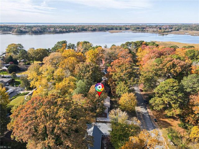 537 Kerry Lake DR, Newport News, VA 23602