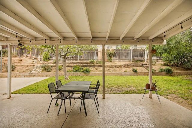 177 Maria Court, Colton, CA 92324