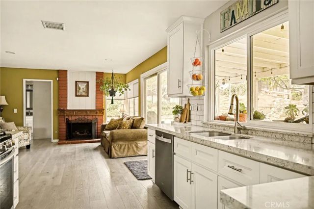 177 Maria Court, Colton, CA 92324