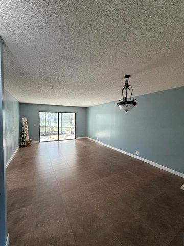 2202 S Cypress Bend Drive 101, Pompano Beach, FL 33069