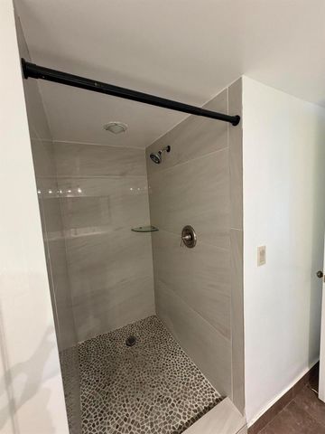 2202 S Cypress Bend Drive 101, Pompano Beach, FL 33069