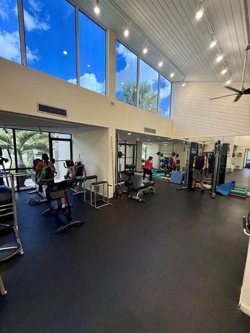 2202 S Cypress Bend Drive 101, Pompano Beach, FL 33069