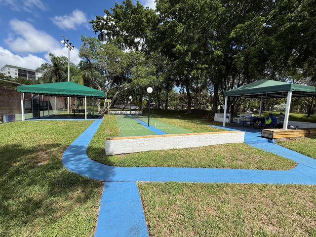 2202 S Cypress Bend Drive 101, Pompano Beach, FL 33069