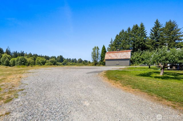 25528 State Route 9 NE, Arlington, WA 98223
