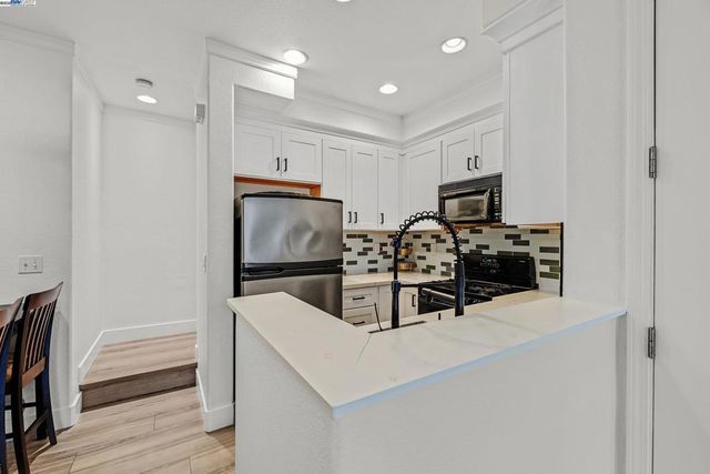 1594 Tucker St 56, Oakland, CA 94603