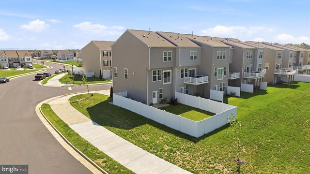 100 STRIBLING WAY, Winchester, VA 22602