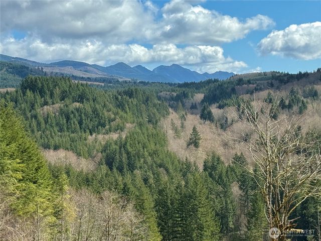 418 August Road, Onalaska, WA 98570