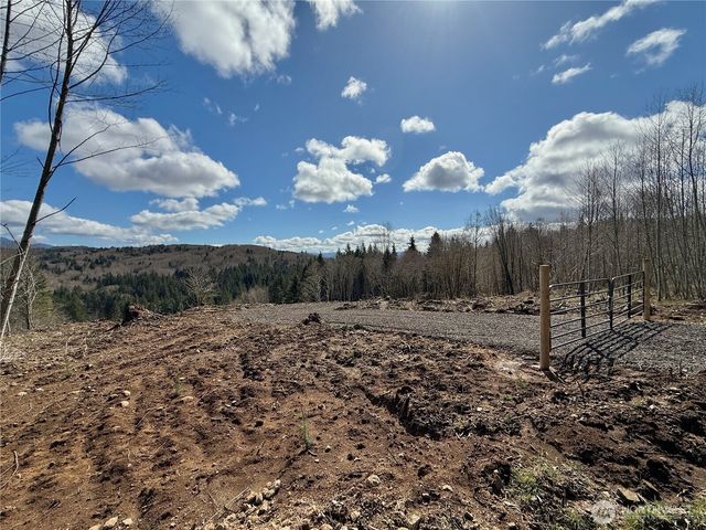 418 August Road, Onalaska, WA 98570