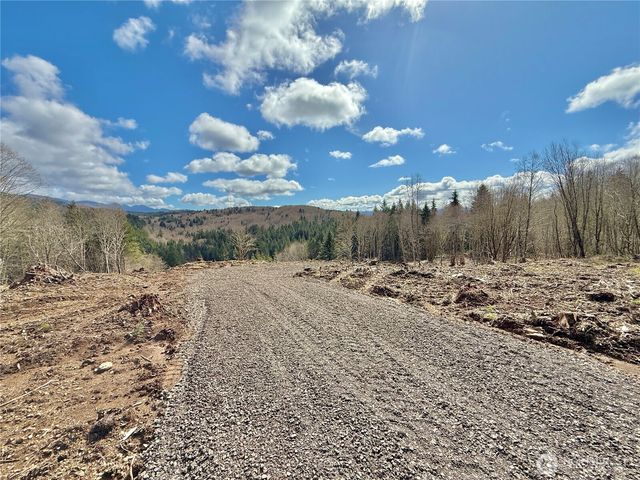 418 August Road, Onalaska, WA 98570