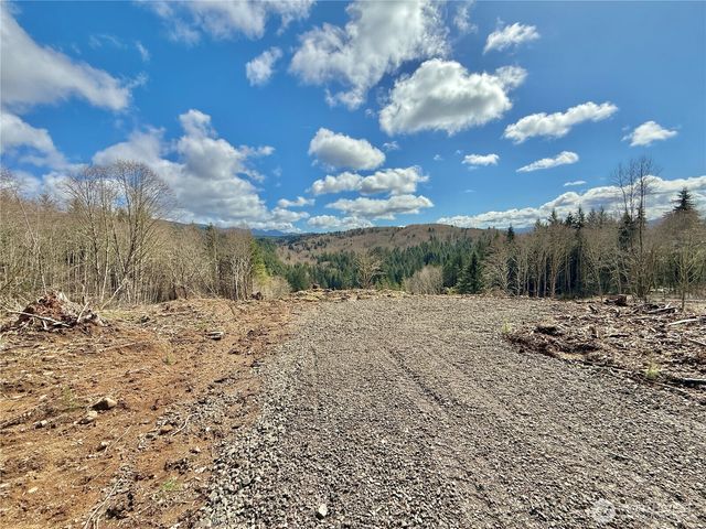 418 August Road, Onalaska, WA 98570