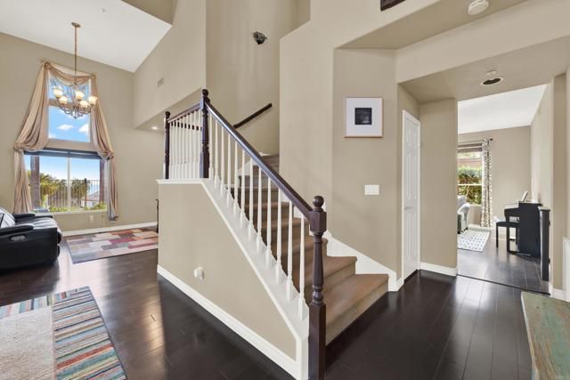 2223 Rock View Glen, Escondido, CA 92026