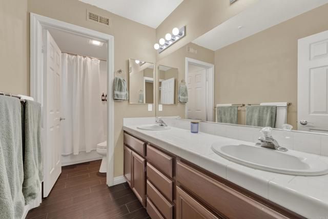 2223 Rock View Glen, Escondido, CA 92026