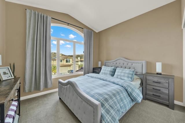 2223 Rock View Glen, Escondido, CA 92026