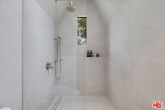 161 S Laurel Avenue, Los Angeles, CA 90048