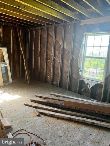 158 HOUCK RD, Fleetwood, PA 19522
