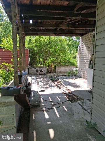 158 HOUCK RD, Fleetwood, PA 19522