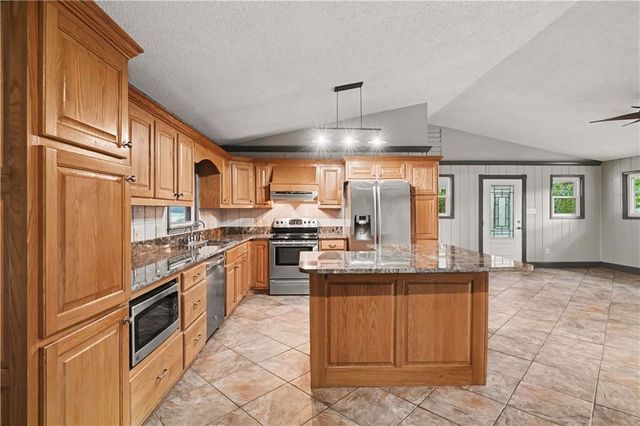 2188 Highway 36 E, Jackson, GA 30233