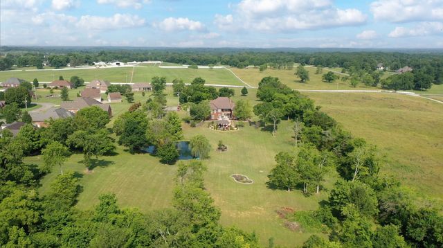 410 Jennings Ln, NW, Shelbyville, TN 37160