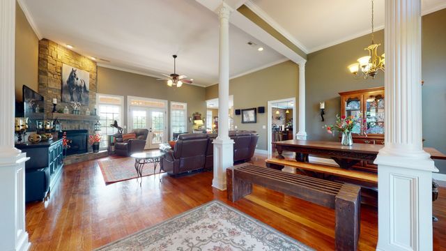 410 Jennings Ln, NW, Shelbyville, TN 37160