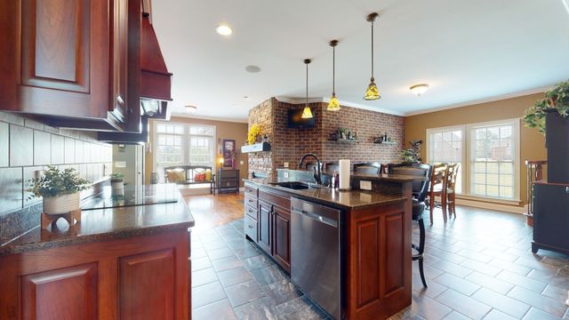 410 Jennings Ln, NW, Shelbyville, TN 37160