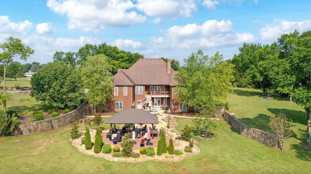 410 Jennings Ln, NW, Shelbyville, TN 37160