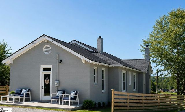 211 Duke Street, Ninety Six, SC 29666