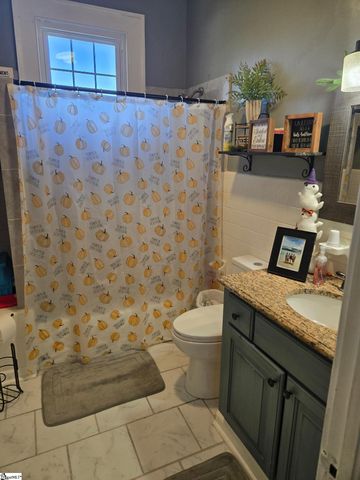 211 Duke Street, Ninety Six, SC 29666