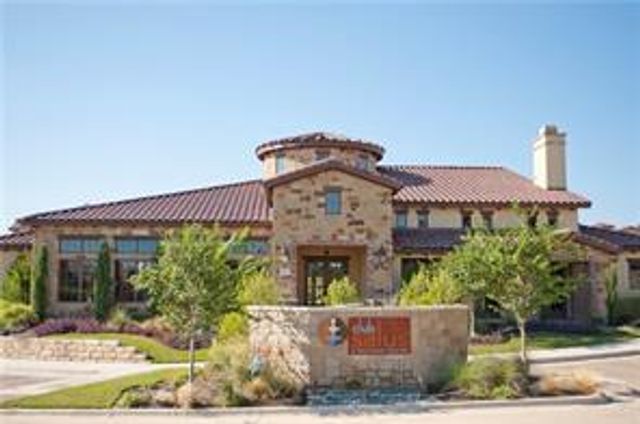 103 Rivalto CIR 1, Lakeway, TX 78734