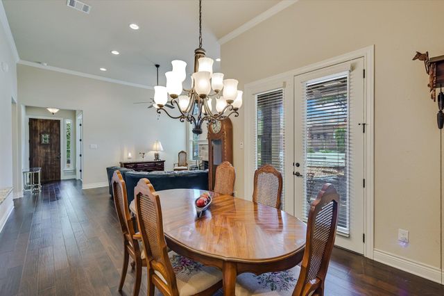 103 Rivalto CIR 1, Lakeway, TX 78734