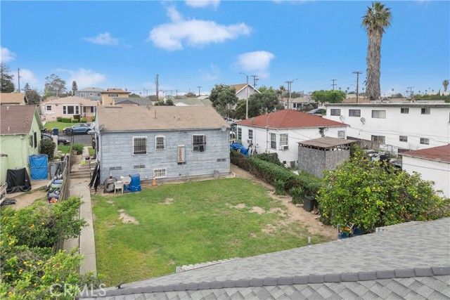 11210 Van Buren, Los Angeles, CA 90044