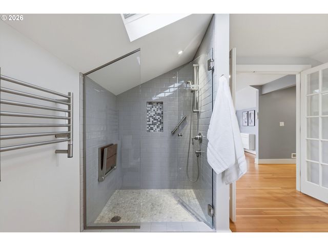 3815 Ne 34th Ave, Portland, OR 97212