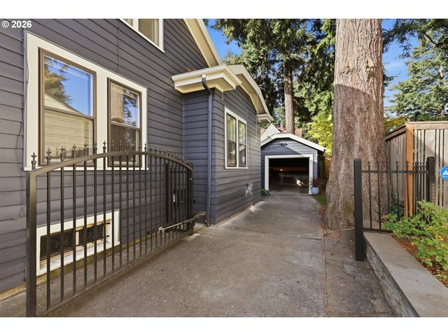 3815 Ne 34th Ave, Portland, OR 97212
