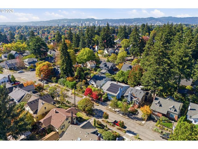 3815 Ne 34th Ave, Portland, OR 97212