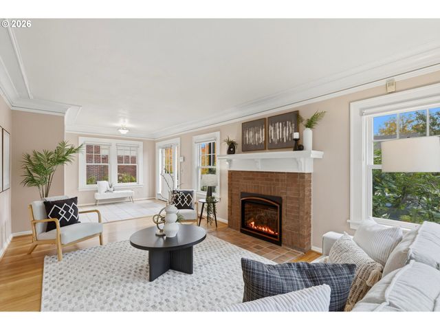3815 Ne 34th Ave, Portland, OR 97212