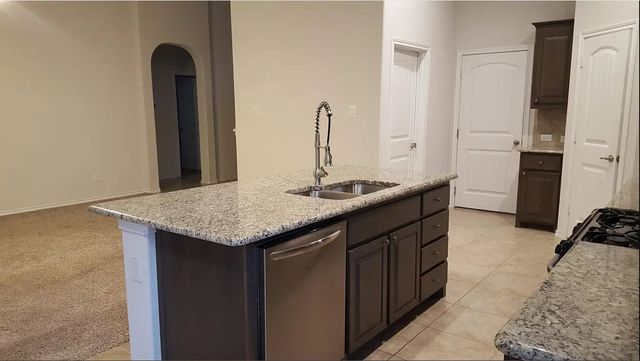 15704 Oak Pointe Drive, Fort Worth, TX 76177