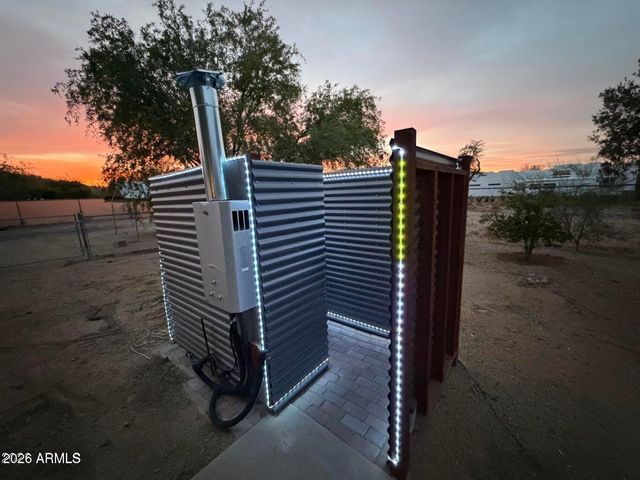 1240 E PAINT YOUR WAGON Trail, Phoenix, AZ 85085