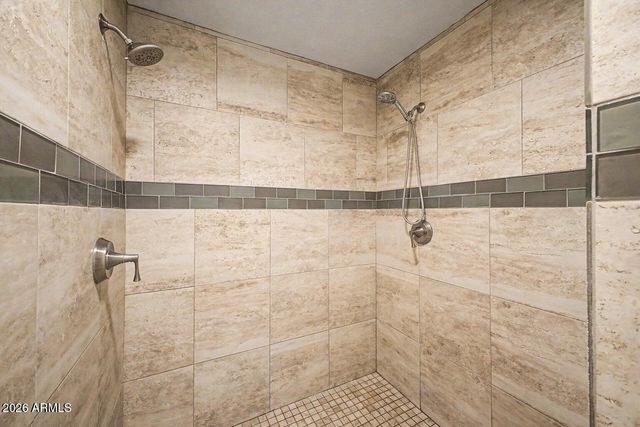 1240 E PAINT YOUR WAGON Trail, Phoenix, AZ 85085
