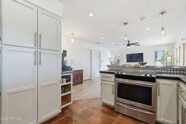 13619 N 18TH Street, Phoenix, AZ 85022