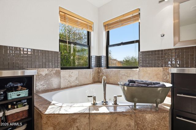 13619 N 18TH Street, Phoenix, AZ 85022