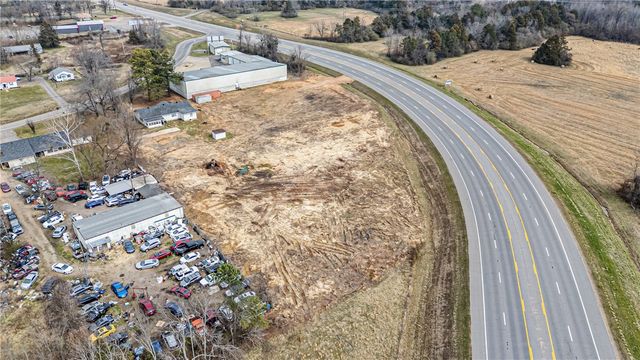 2706 Old Highway 124, Russellville, AR 72802