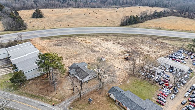 2706 Old Highway 124, Russellville, AR 72802