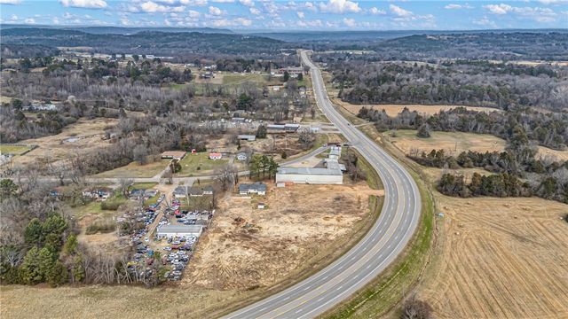 2706 Old Highway 124, Russellville, AR 72802