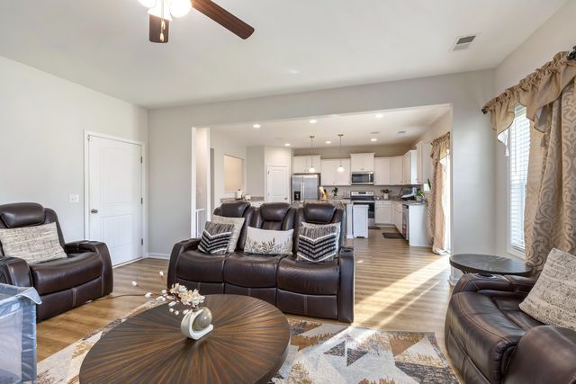1955 Barnhart Drive, Sumter, SC 29153