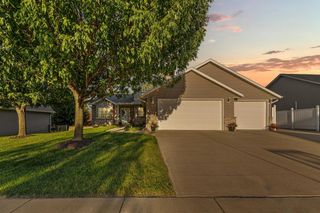 1205 Amber Lane, Faribault, MN 55021