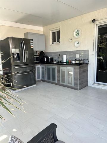 17901 SW 144th Ave, Miami, FL 33177