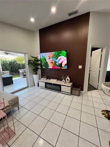 17901 SW 144th Ave, Miami, FL 33177