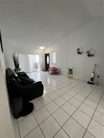 17901 SW 144th Ave, Miami, FL 33177